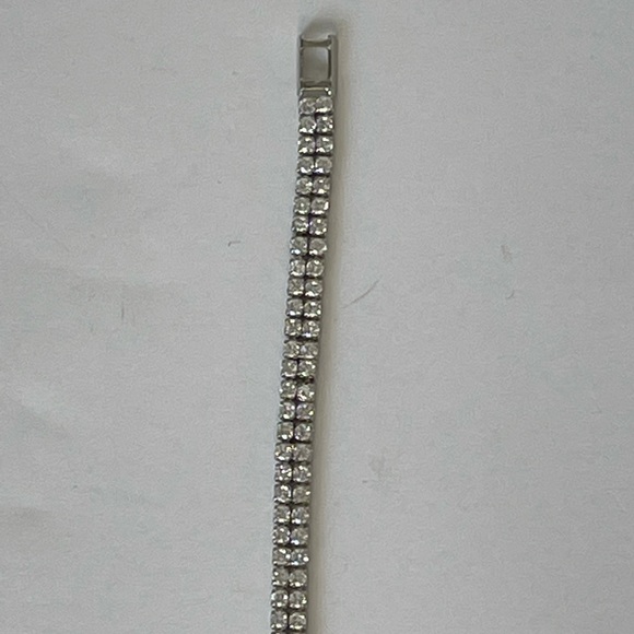 New Luxury 925 Sterling Silver Tennis Bracelet Bangle - Picture 5 of 5